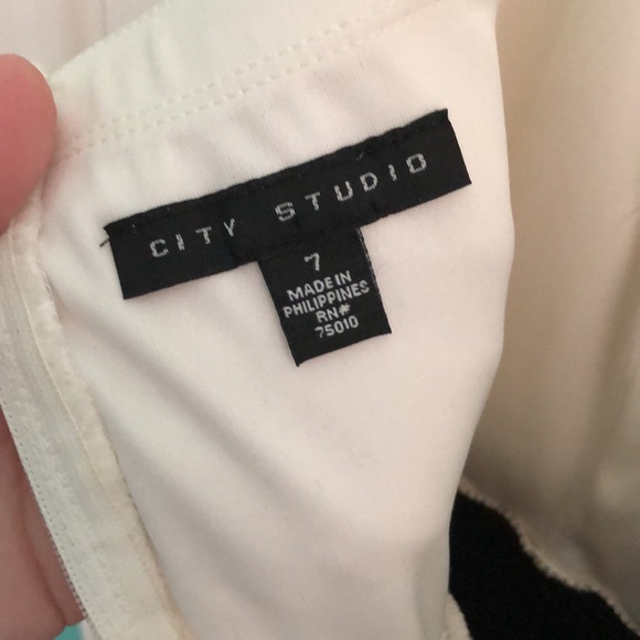 Prom/Homecoming Dress - Picture 4 of 5